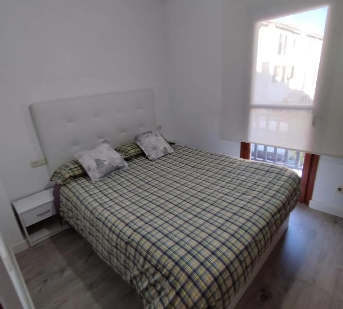 Holiday home Acogedor Adosado Con Piscina Villa Torredembarra Spain
